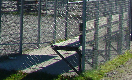 baseball dugout bench